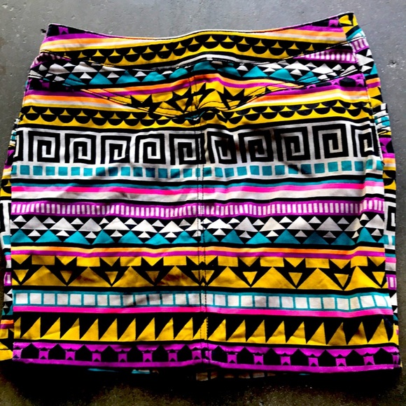 Tribal Skirt - Picture 1 of 4
